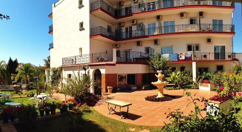 Hotel Carmen Teresa Torremolinos Dış mekan fotoğraf