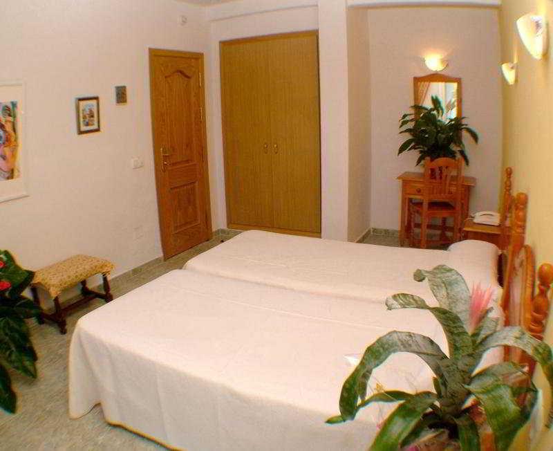 Hotel Carmen Teresa Torremolinos Dış mekan fotoğraf