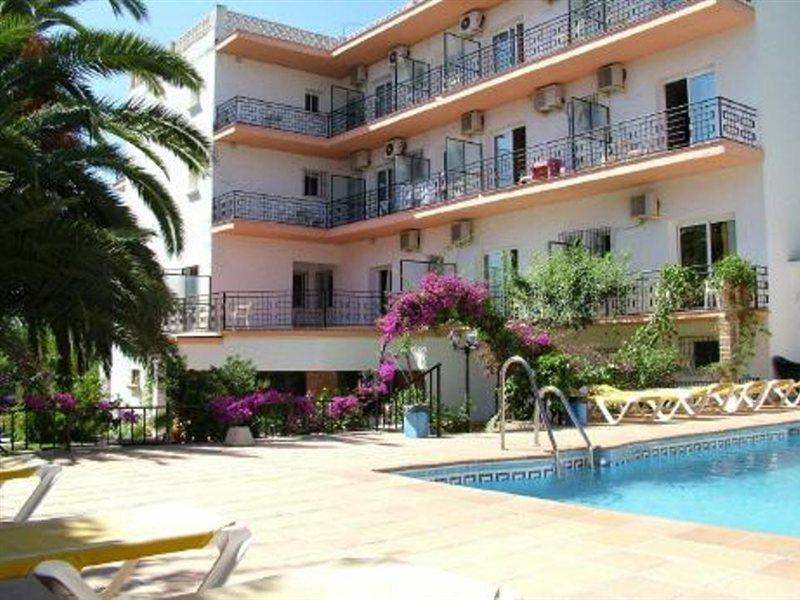 Hotel Carmen Teresa Torremolinos Dış mekan fotoğraf